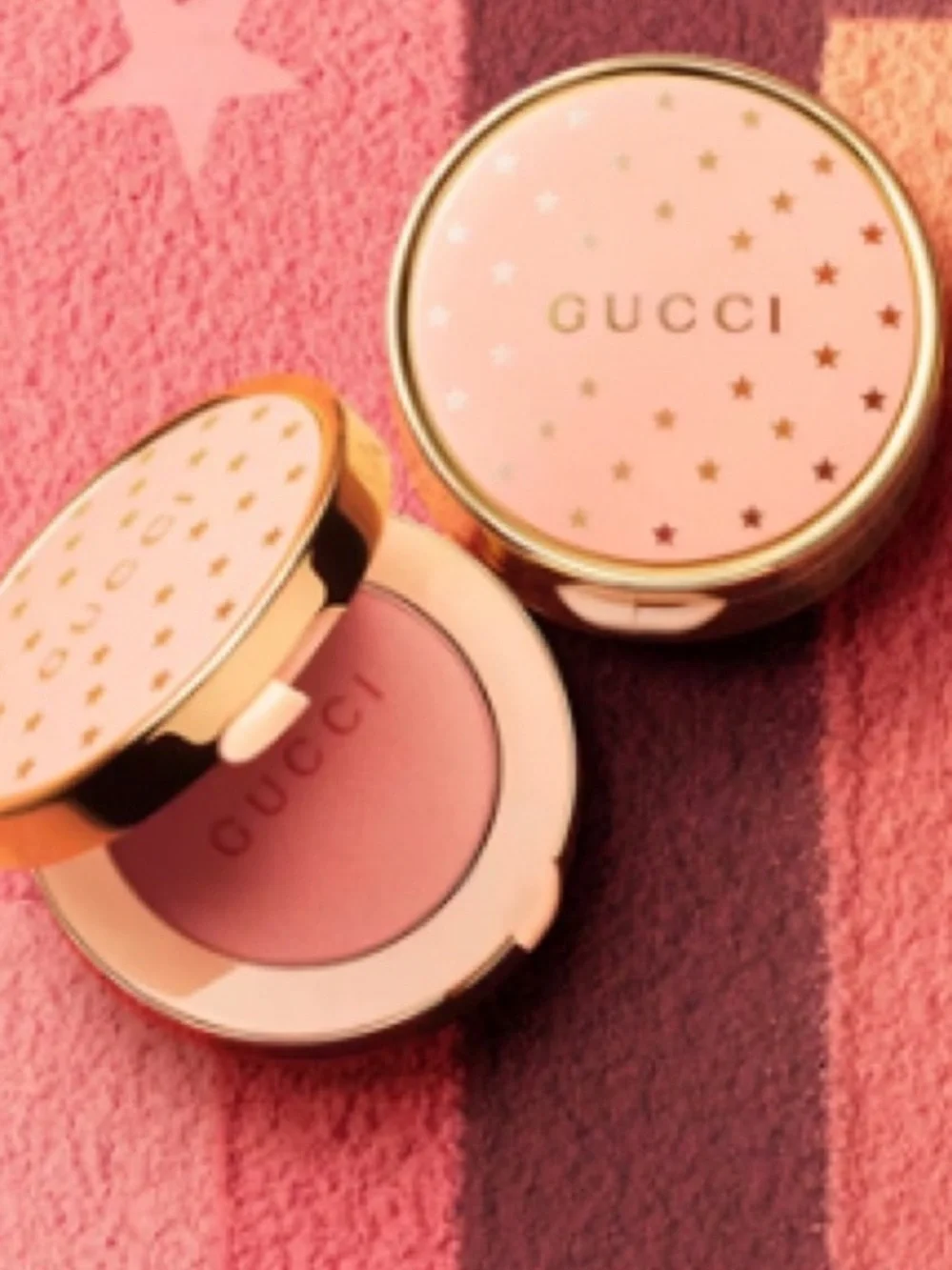 Gucci Blush Luminous Matte Blush Tender apricot 2